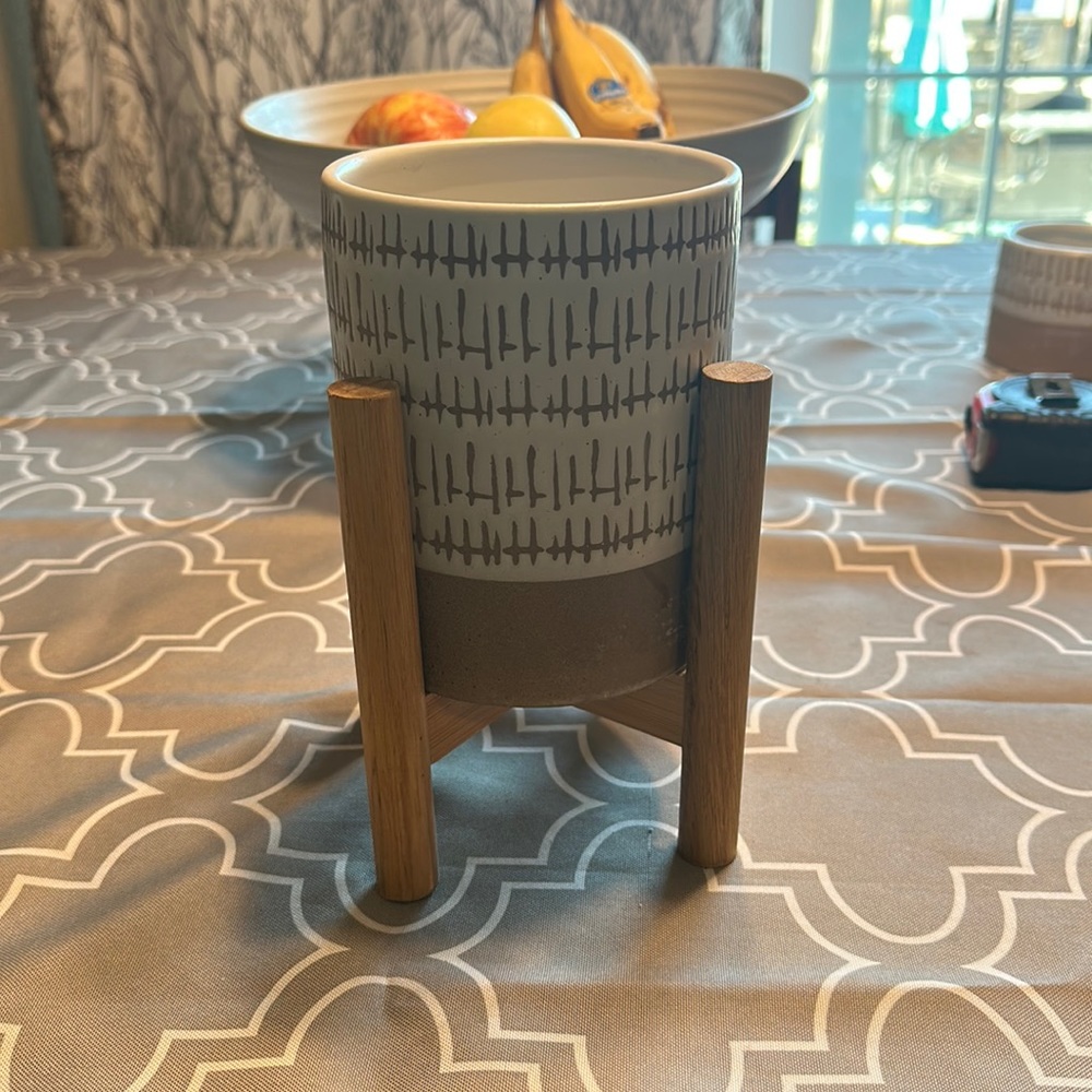 Indoor planter with stand